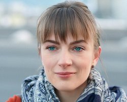 Белые волки бегут по Грушевского и разгоняют "Беркут"