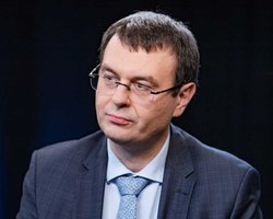 2 млрд грн на тюльпанах і трояндах: Гетманцев розповів про схеми на "тіньовому" ринку квітів