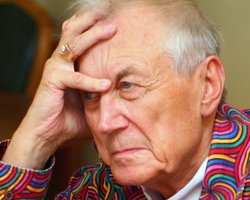 Российский поэт Евтушенко в стихах обратился к народу и властям Украины 