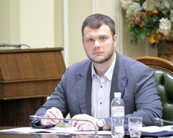 Рада отправила в отставку министра инфраструктуры Владислава Криклия