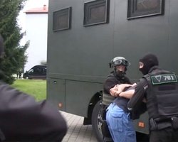 За сочувствие убитому Андрею Зельцеру. КГБ Беларуси за сутки задержал около 50 человек (список)