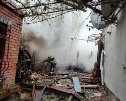 РФ атакувала Україну ракетами і "Шахедами": під ударом були вісім областей, є жертви (фото)