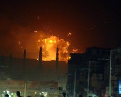 Зруйновані будівлі і техніка: "Схеми" показали наслідки ракетних ударів у Ємені на фото Planet Labs