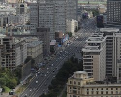 Кандидата в мэры Москвы по ошибке изобразили пишущим шариковой ручкой на планшете