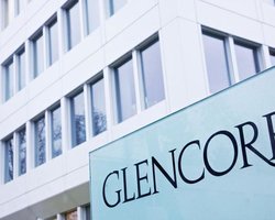 "Успели до санкций": швейцарская компания Glencore ввезла тонны российской меди в ЕС, — СМИ