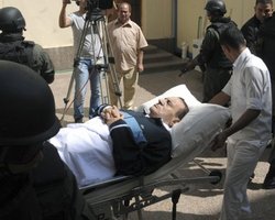 Адвокат: Мубарак находится в сложном состоянии