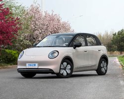 На ринок виходить електромобіль від General Motors за $8500 із запасом ходу 400 км (фото)