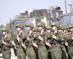 Під егідою ООН: у Білорусі заявили, що їхні миротворці готові увійти на територію України