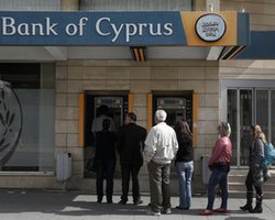 Bank of Cyprus намерен списать с крупных вкладов 47,5%