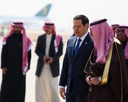 Обстрелы портов и война в Черном море: что обсудят РФ, США и Украина на переговорах в Эр-Рияде