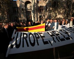 Общее число компаний, которые покинули Каталонию, достигло 691