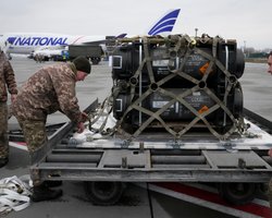 Украина получит наибольший пакет военной помощи от нескольких стран: что туда войдет