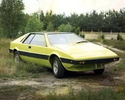 Майже Lotus: оприлюднено рідкісні фото маловідомого польського спорткара 70-х