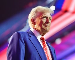 Трамп анонсировал скорое завершение войны и озвучил потери на фронте за последний месяц (видео)