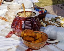 Ячмінь та вода: як на Житомирщині готували кутю за стародавнім рецептом (фоторепортаж)