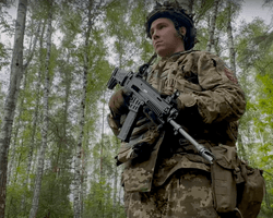 У перший вихід ліквідував офіцера: воїн ДШВ розповів про 25 днів на території ворога (відео)