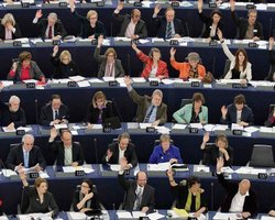 Европарламент жестко осудил Россию и призвал продолжить санкции