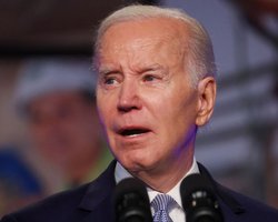 "Кота достали из мешка": Байден выболтал секреты армии США, что вызвало скандал (видео)