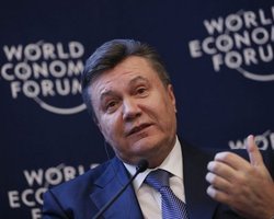 Янукович не будет участвовать в украинском ланче в Давосе