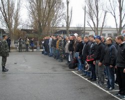 В украинскую армию мобилизовано уже 19 тыс. человек