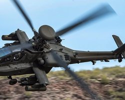 Іранський "Шахед" збив ударний Apache США в Ормузькій протоці: яка реакція Трампа
