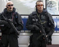 В Германии задержали троих подозреваемых в причастности к терактам в Париже