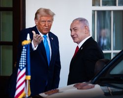 Нетаньяху заявил, что Фордо мог выдержать удары США: Трамп оценил нанесенный ущерб (скриншот)