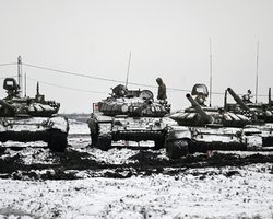 Битва за Дарьино: ВСУ уничтожили понтонный мост и отбили штурм россиян в Курской области (видео)