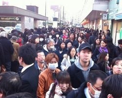 Землетрясение: японцы делают в Twitter 1,2 тыс. записей в минуту