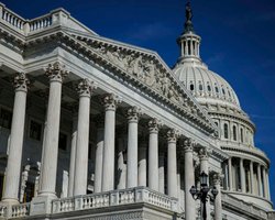 Помощи Украине пока нет: Палата представителей США одобрила бюджет, чтобы избежать "шатдауна"