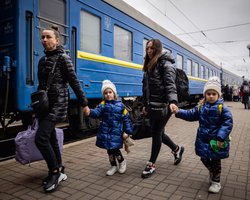 Власти Харьковщины принудительно эвакуируют семьи с детьми из 4 районов: полный перечень городов