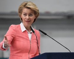 Відключення від SWIFT і зупинка "Північного потоку-2": ЄК допускає жорсткі санкції проти Росії