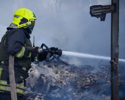 Более 50 погибших и 200 раненых: что известно о ракетном ударе в Полтаве (фото)