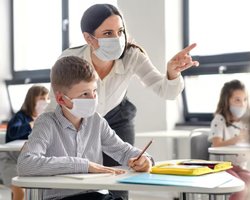 Понад 75% українських школярів обирали російську для іспиту в Польщі в 2022, — мовознавець