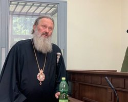 "Пов'язано зі стресами": адвокат поділився подробицями госпіталізації митрополита Павла