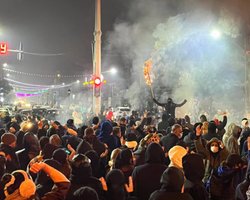 "Не вмешиваются", но дают оружие и блокируют связь: как РФ подавляет протесты в Иране, — СМИ