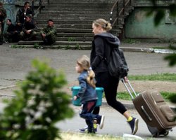 Количество переселенцев в Украине превысило 900 тысяч