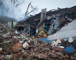 ЗС РФ скинули КАБ на магазин із людьми в Сумській області: є жертви