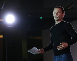 Еще одного депутата выдвинули кандидатом в президенты