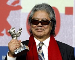 Японский режиссер Кодзи Вакамацу погиб под колесами такси