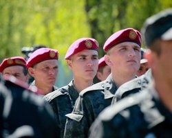 Бойцы Нацгвардии отведены от эпицентра событий в Мариуполе