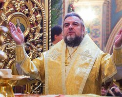 Покинувший УПЦ МП митрополит Симеон попросил прощения за то, что 20 лет зомбировал людей