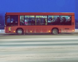 Транспорт у "червоних" зонах: Кабмін дав повноваження місцевій владі обмежувати роботу
