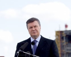 Янукович о взрывах в Днепропетровске: Жаль, что так произошло