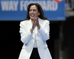 Команда Харрис размещает рекламу с поддержкой Украины в ключевых штатах США, – Politico (видео)