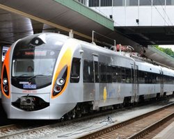 УЗ открывает продажу билетов на пять рейсов Интерсити+