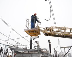 Безперервна серія ударів: ЗС РФ атакують енергосистему частіше, ніж минулого року, — "Укренерго"