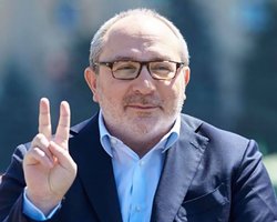 Геннадия Кернеса зарегистрировали мэром Харькова