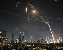 "Припинення 12-денної війни: Трамп заявив, що Іран та Ізраїль погодились припинити вогонь