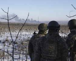 Перекинули "тюленів" і прилетіла підозріла міна: оглядач про ситуацію у РФ на лівому березі Дніпра